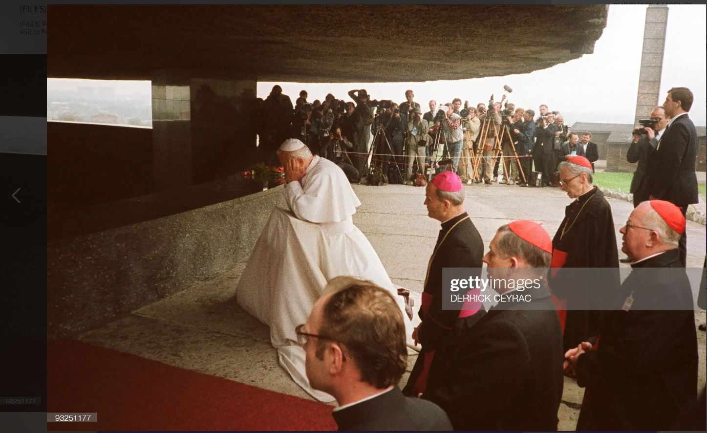 pope praying at the flying sauser.JPG