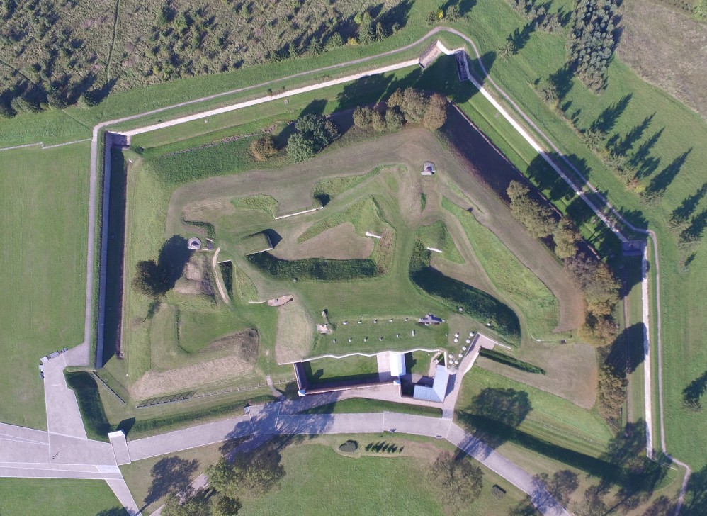 Fort9.jpg